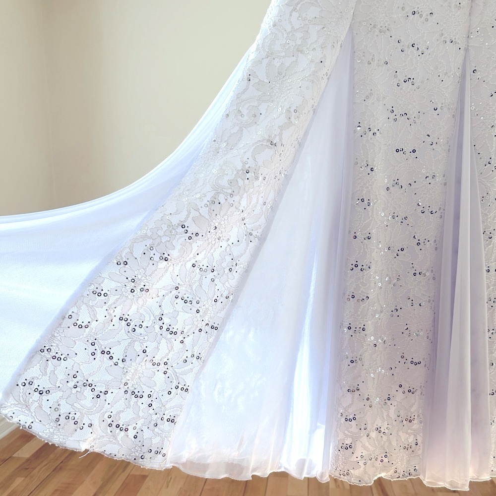 Eureka Lace Evening Gown - Picture 11 of 16